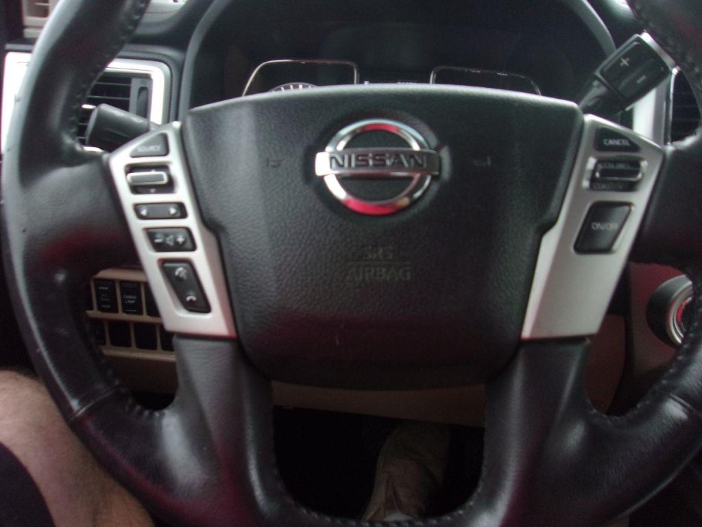 Nissan Titan XD SL 4WD Diesel 2017