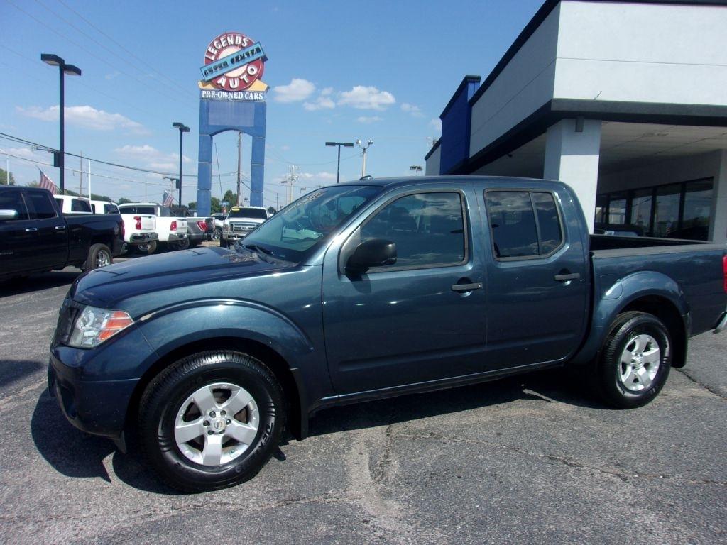 Nissan Frontier S Crew Cab 5AT 2WD 2017
