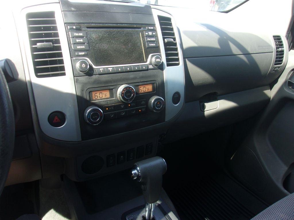 Nissan Frontier S Crew Cab 5AT 2WD 2017