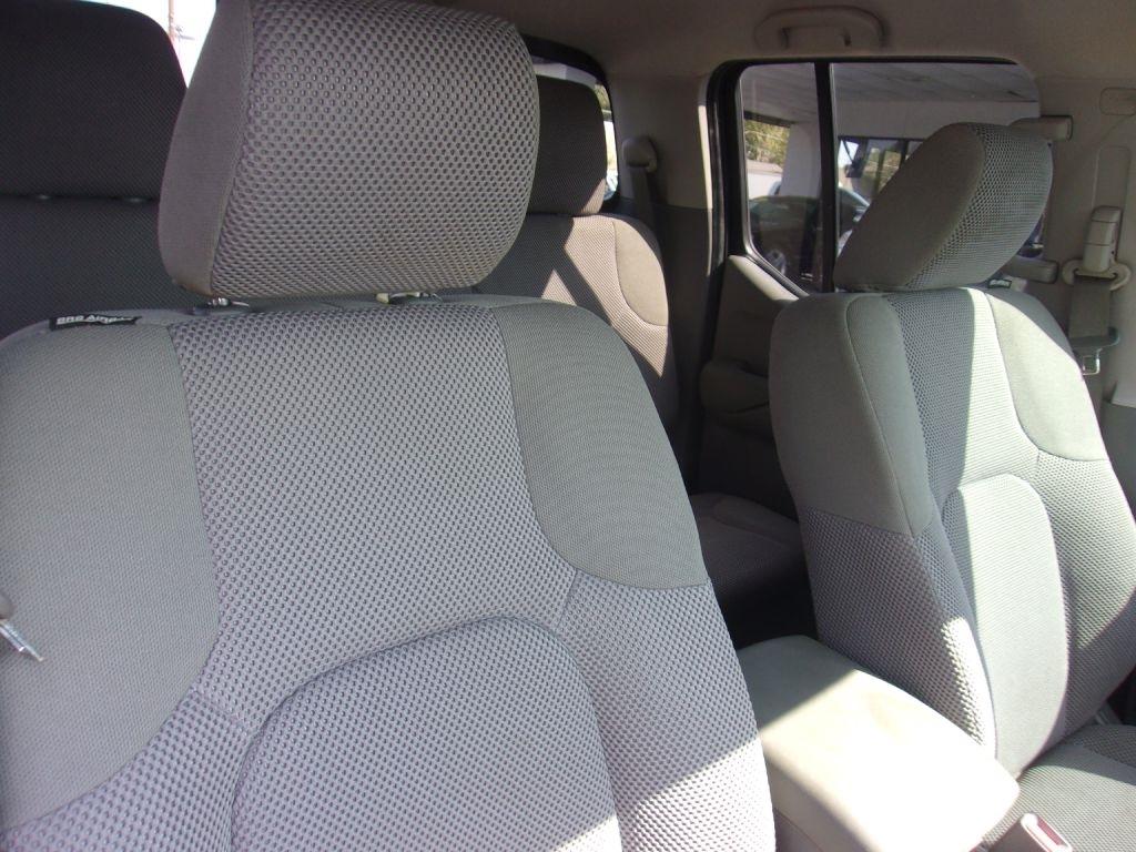 Nissan Frontier S Crew Cab 5AT 2WD 2017