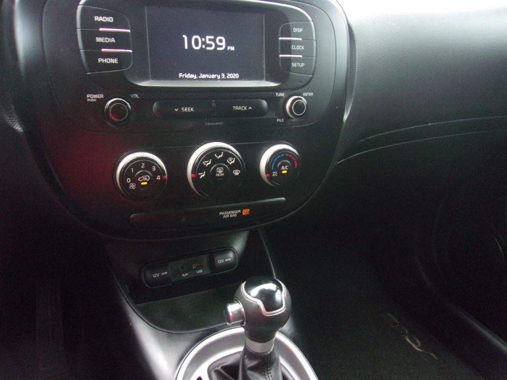 Kia Soul Base 6A 2019
