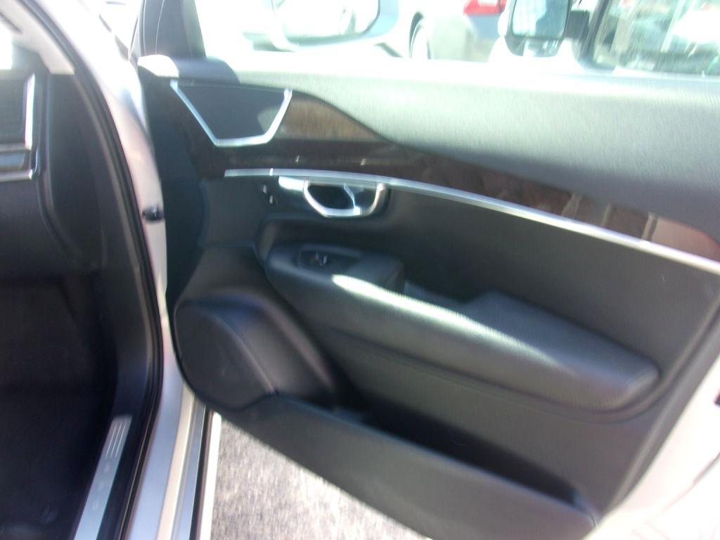 Volvo XC90 T6 Momentum AWD 2016