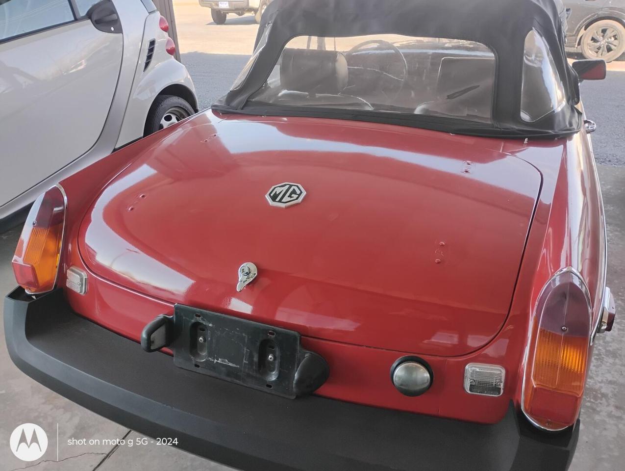 MGB Convertible  1977