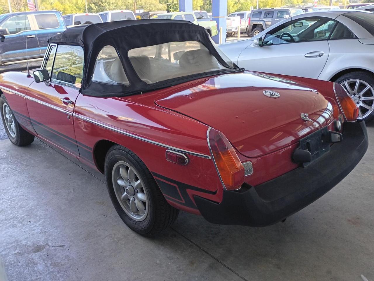 MGB Convertible  1977