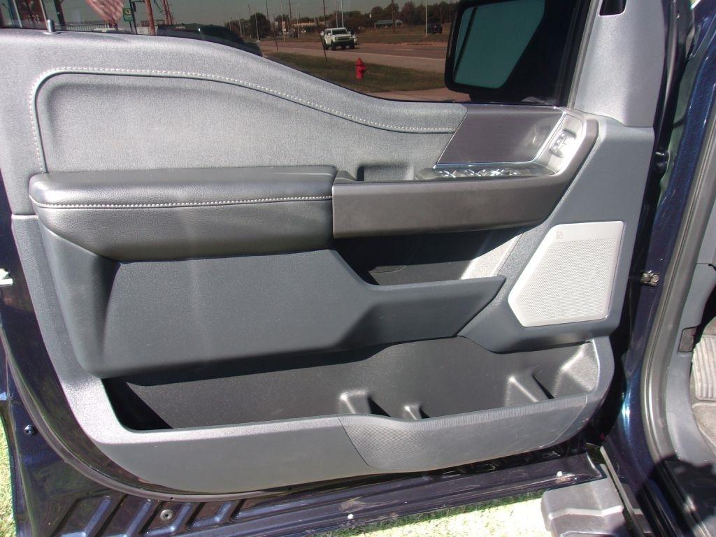 Ford F-150 Lariat SuperCrew 4WD 2025