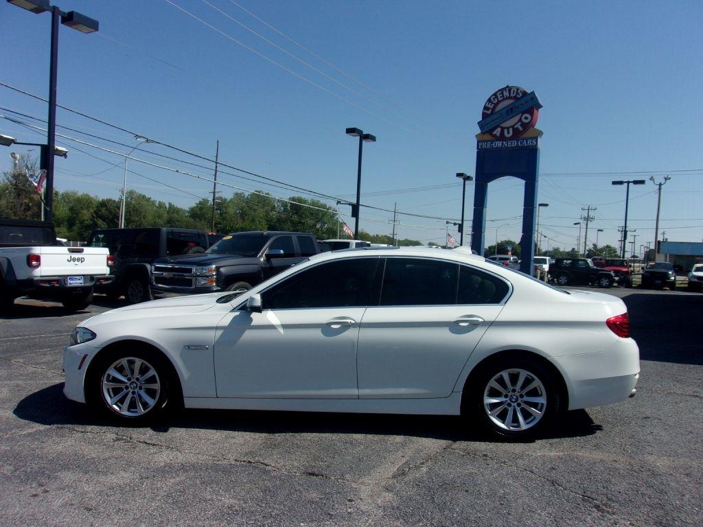 BMW 5-Series 528i 2014