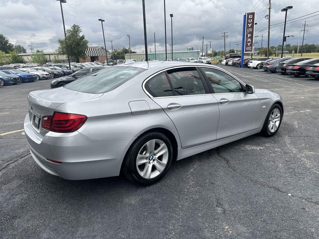 BMW 5-Series 528i 2013