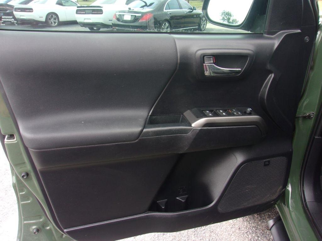 Toyota Tacoma SR5 Double Cab Long Bed V6 6AT 4WD 2020