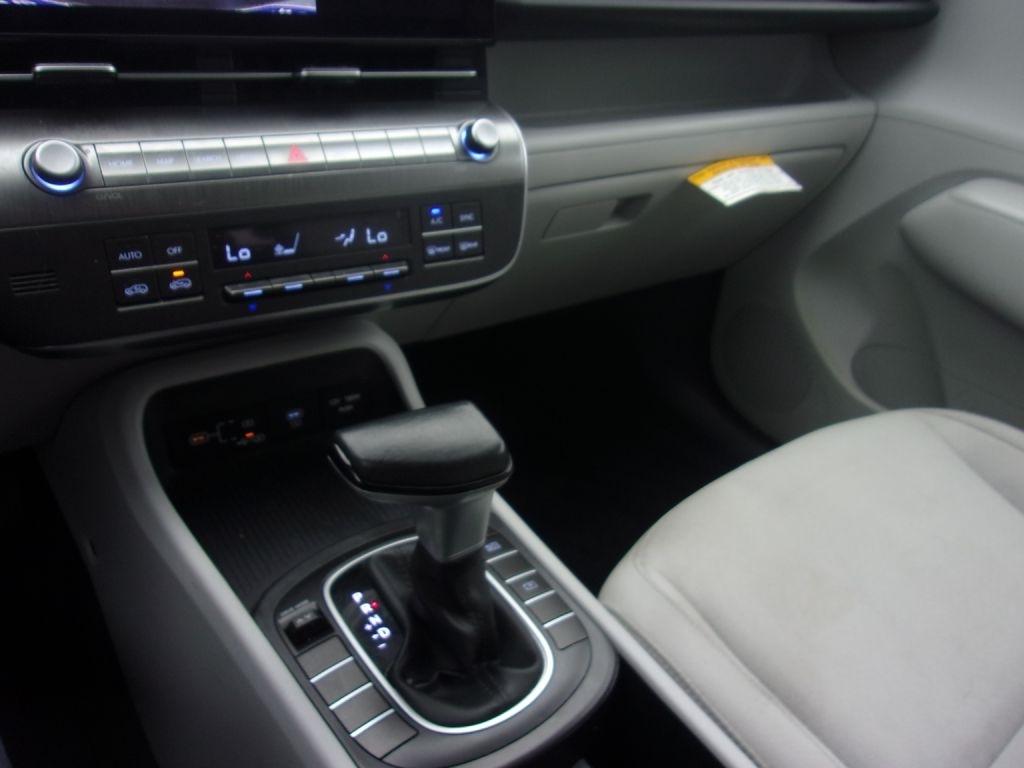 Hyundai Kona SEL 2025