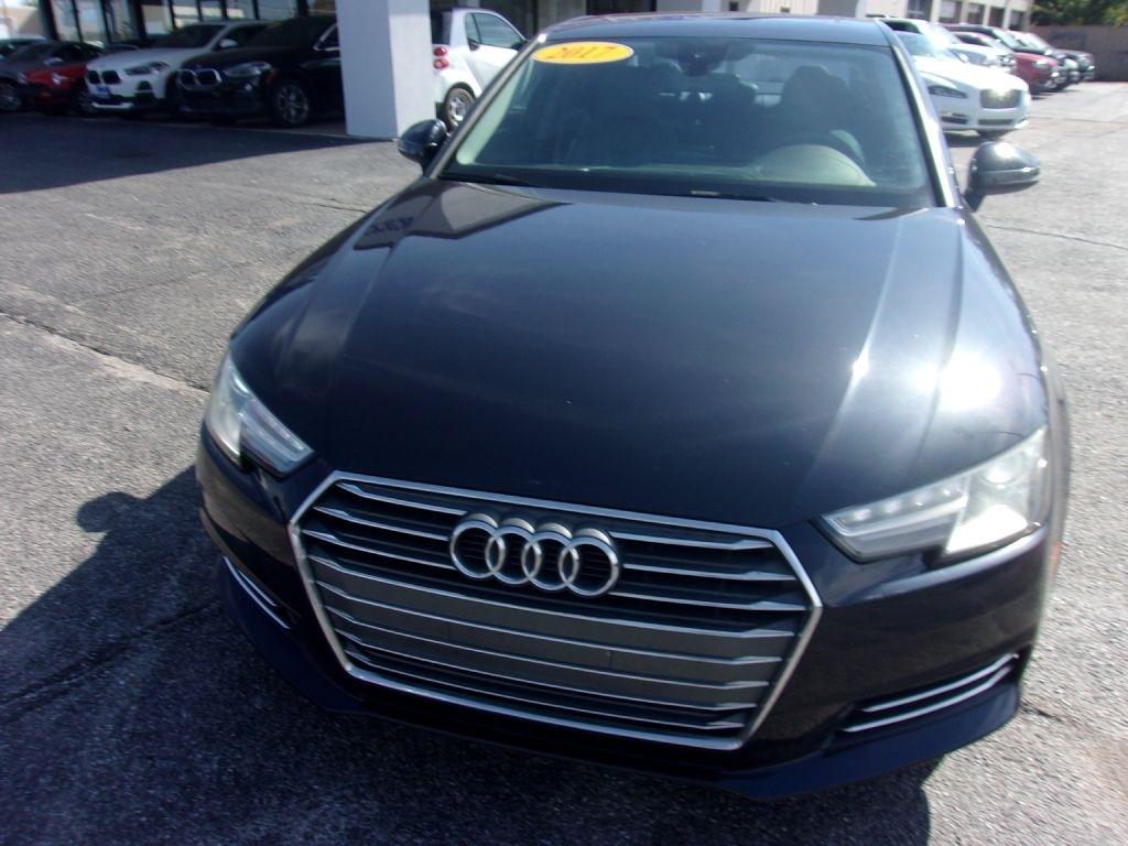 Audi A4 2.0T Premium Sedan 2017
