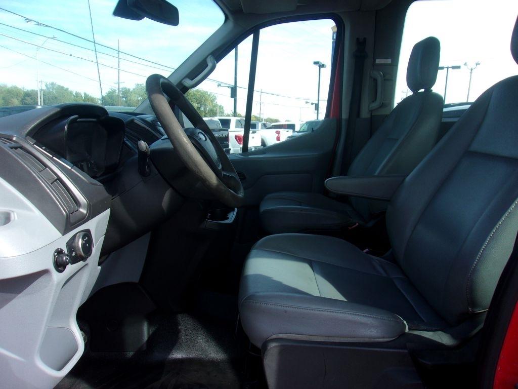 Ford Transit 350 Wagon Med. Roof XL w/Sliding Pass. 148-in. WB 2016