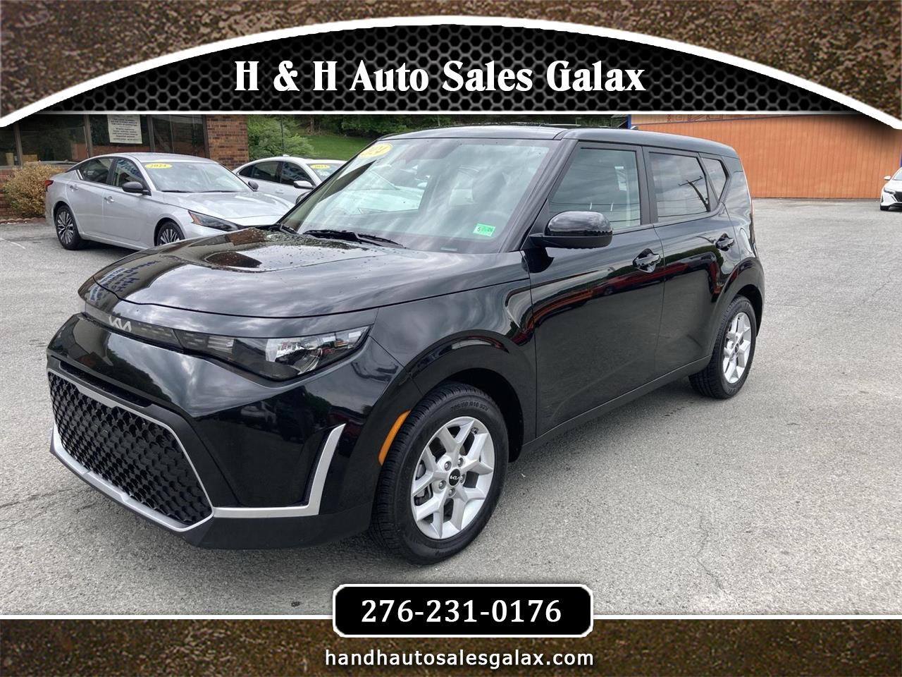 2024 Kia Soul LX IVT