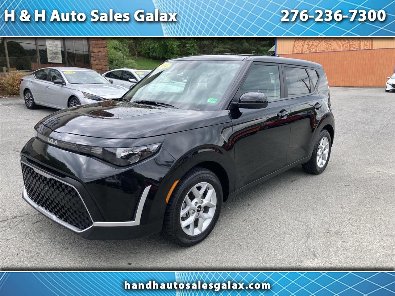 2024 Kia Soul LX IVT