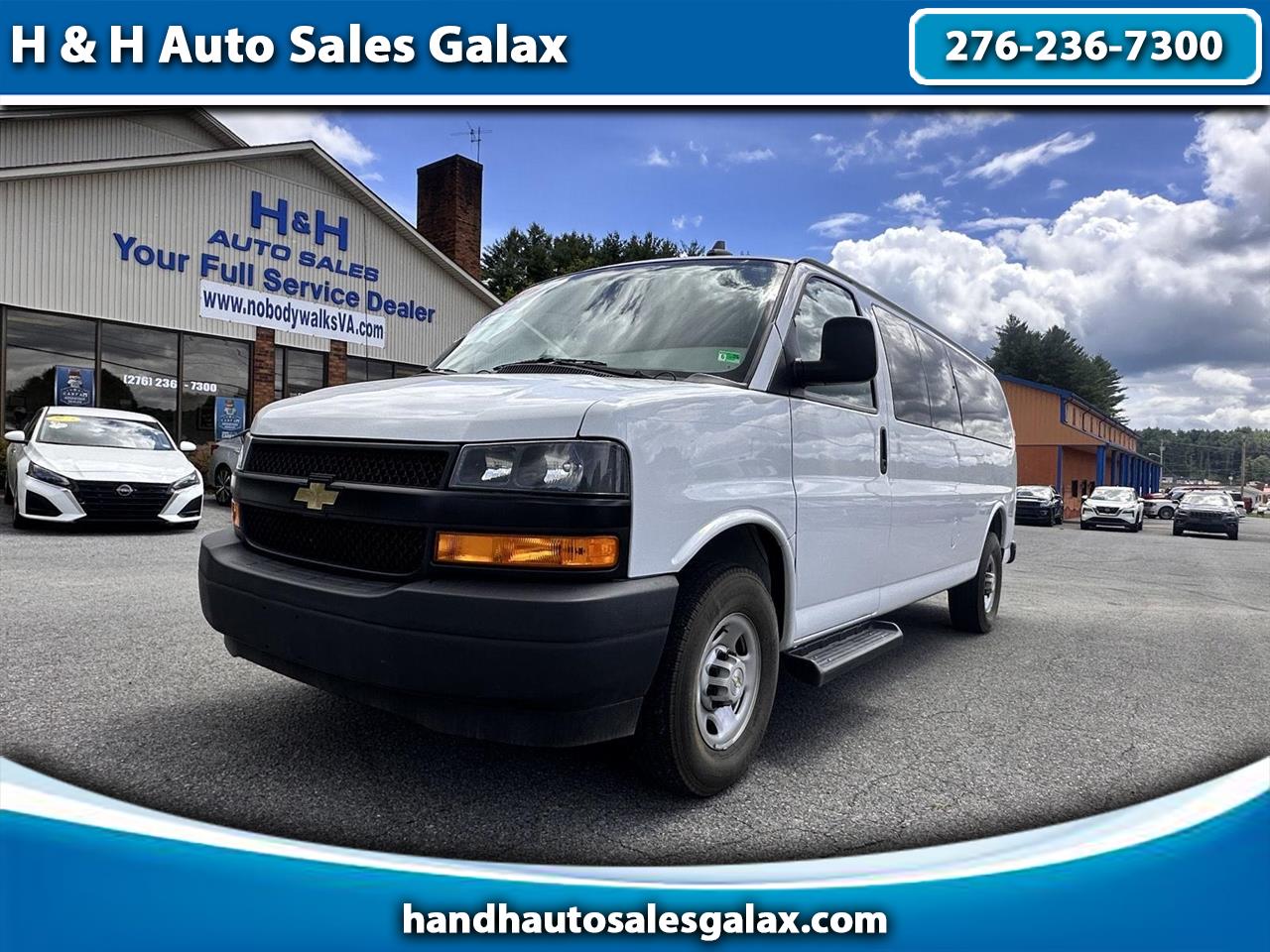 2022 Chevrolet Express Passenger RWD 3500 155" LS