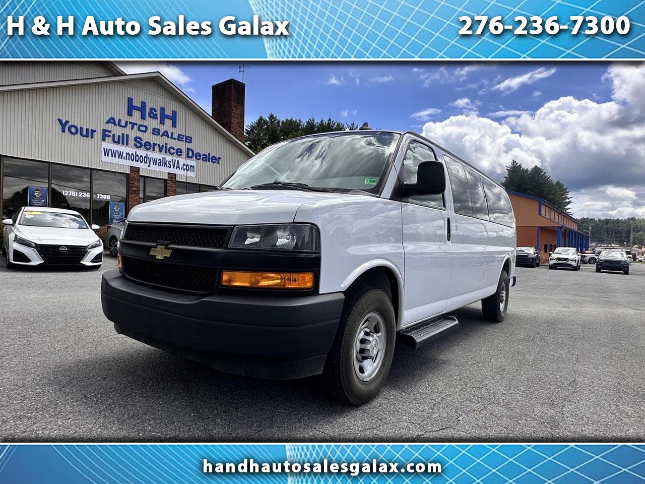 2022 Chevrolet Express Passenger RWD 3500 155" LS