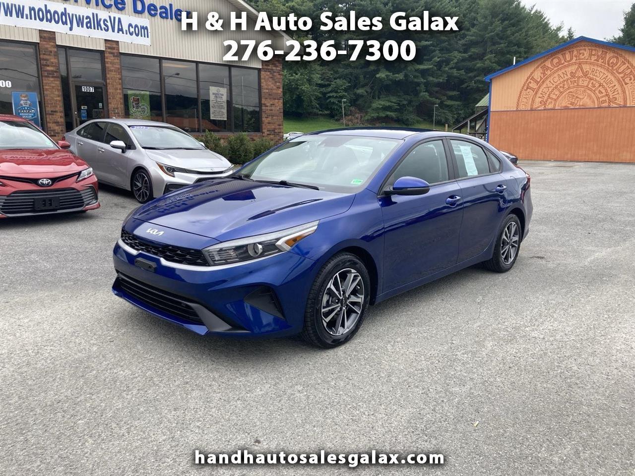 2022 Kia Forte LXS IVT
