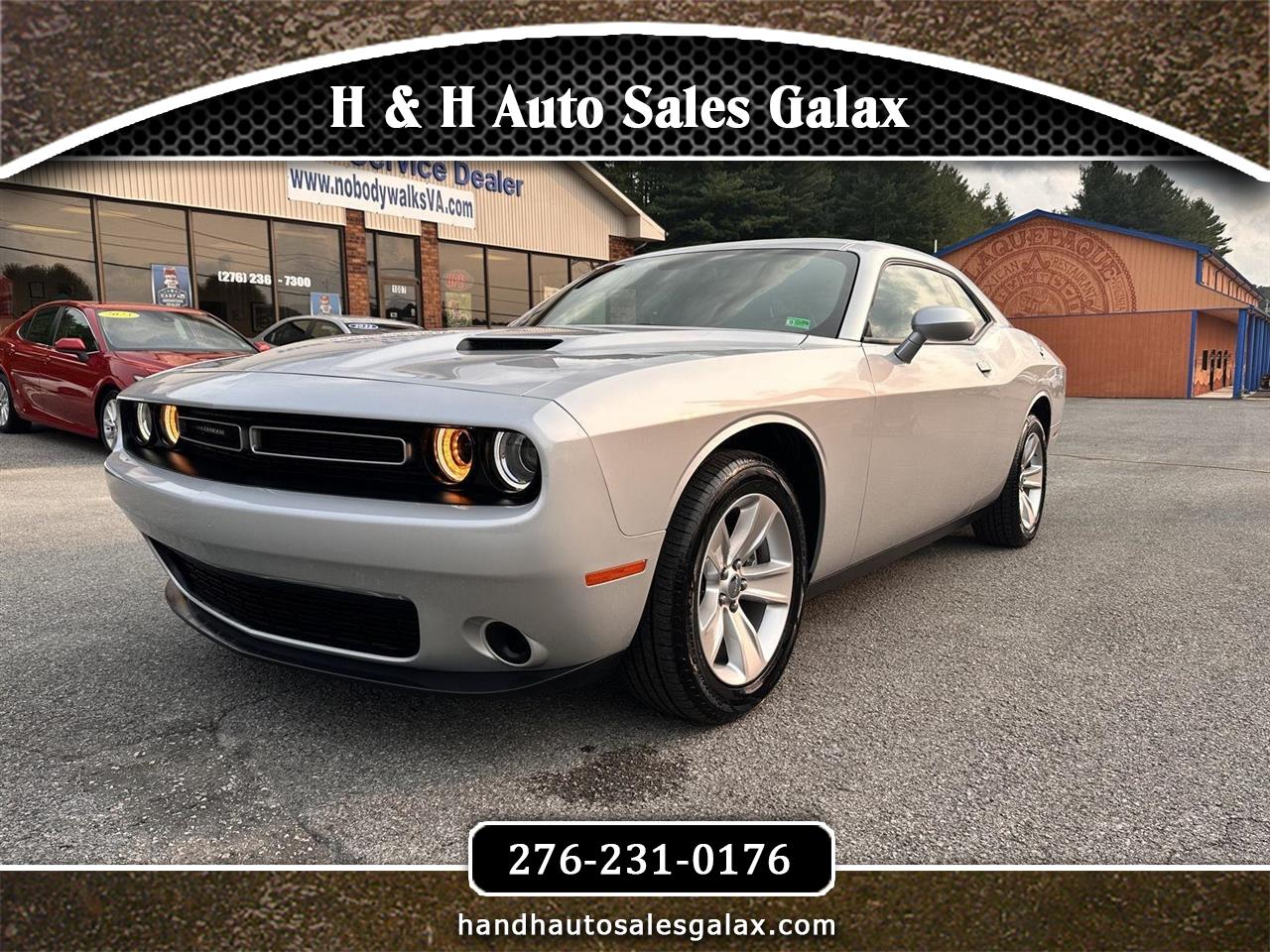 2023 Dodge Challenger SXT RWD