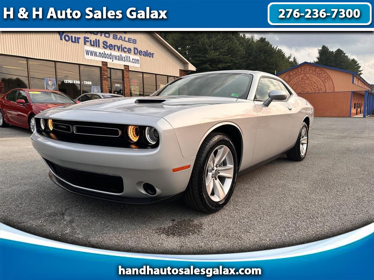 2023 Dodge Challenger SXT RWD