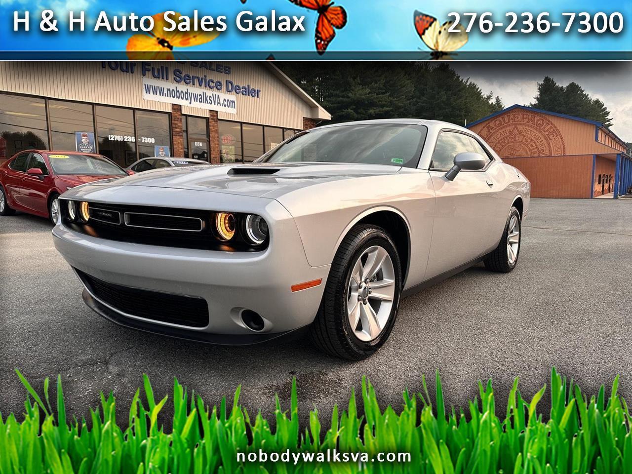 2023 Dodge Challenger SXT RWD