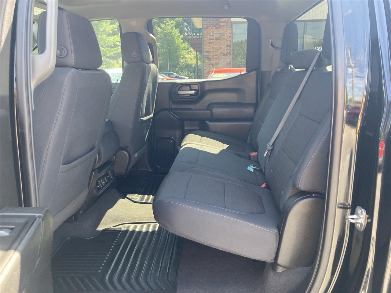 Chevrolet Silverado 1500 2WD Crew Cab 147" LT 2021 Chevrolet Silverado 1500 2WD Crew Cab 147" LT 2021