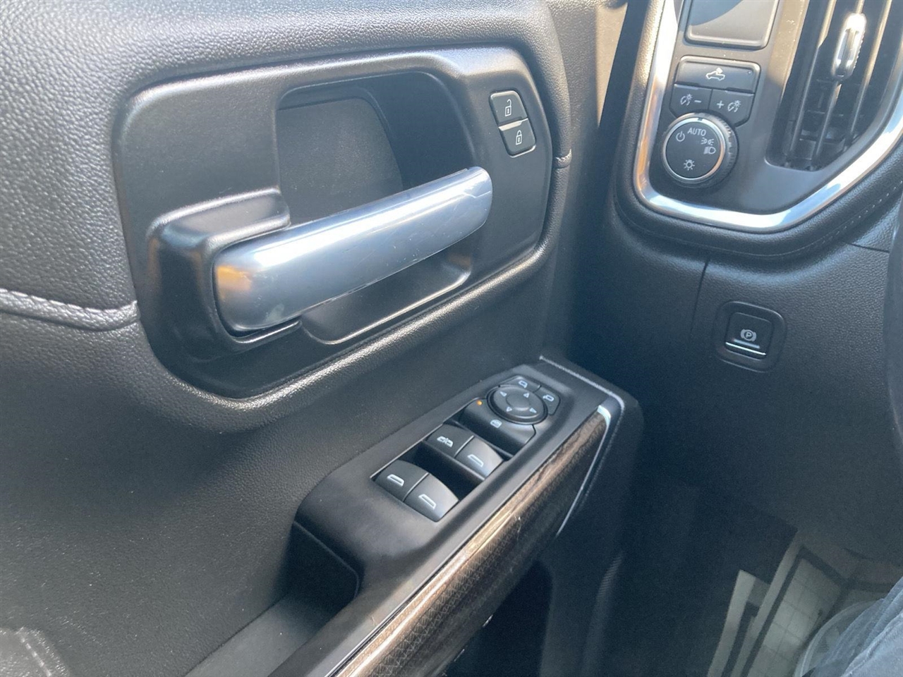 Chevrolet Silverado 1500 2WD Crew Cab 147" LT 2021 Chevrolet Silverado 1500 2WD Crew Cab 147" LT 2021
