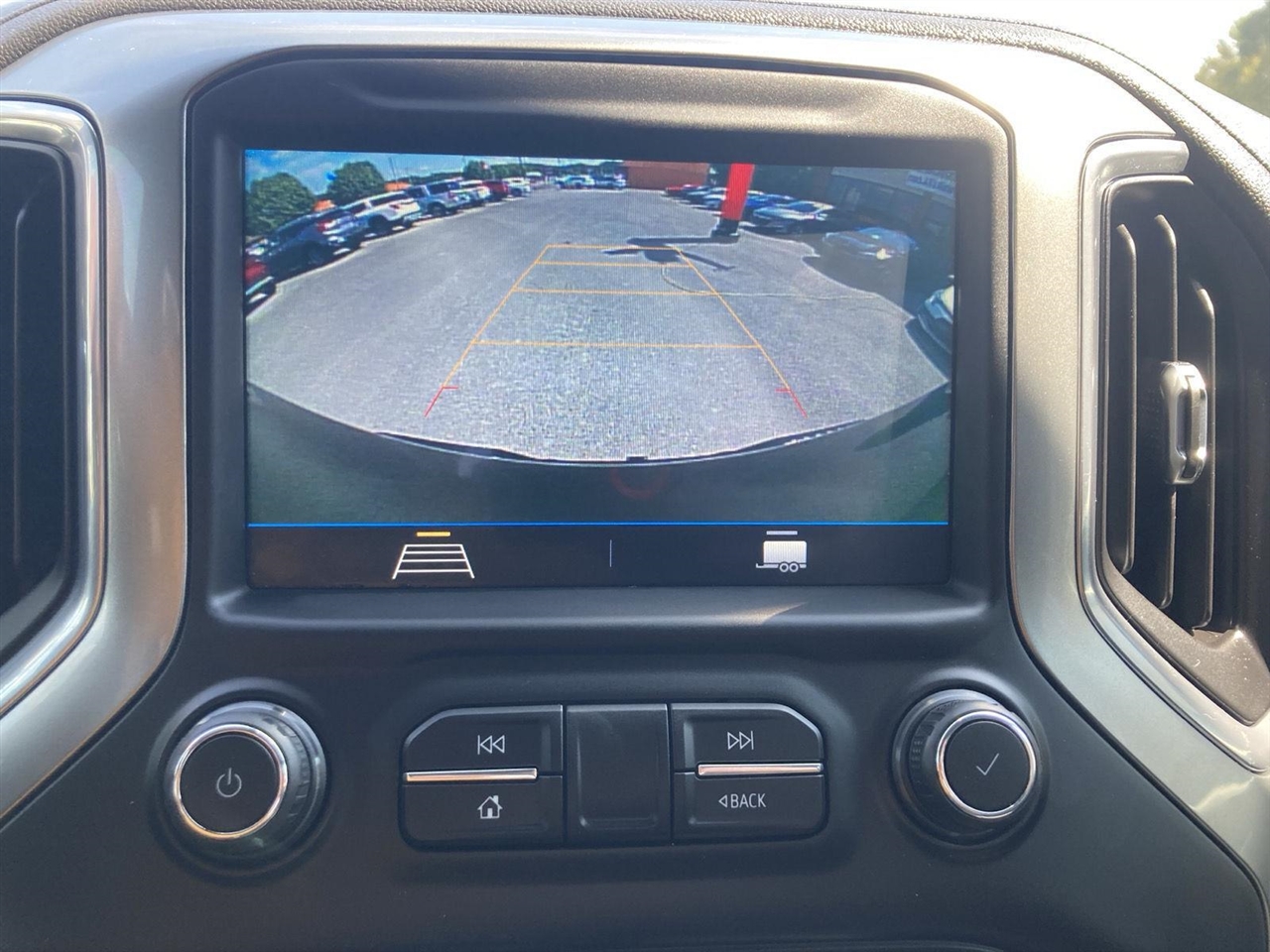 Chevrolet Silverado 1500 2WD Crew Cab 147" LT 2021 Chevrolet Silverado 1500 2WD Crew Cab 147" LT 2021