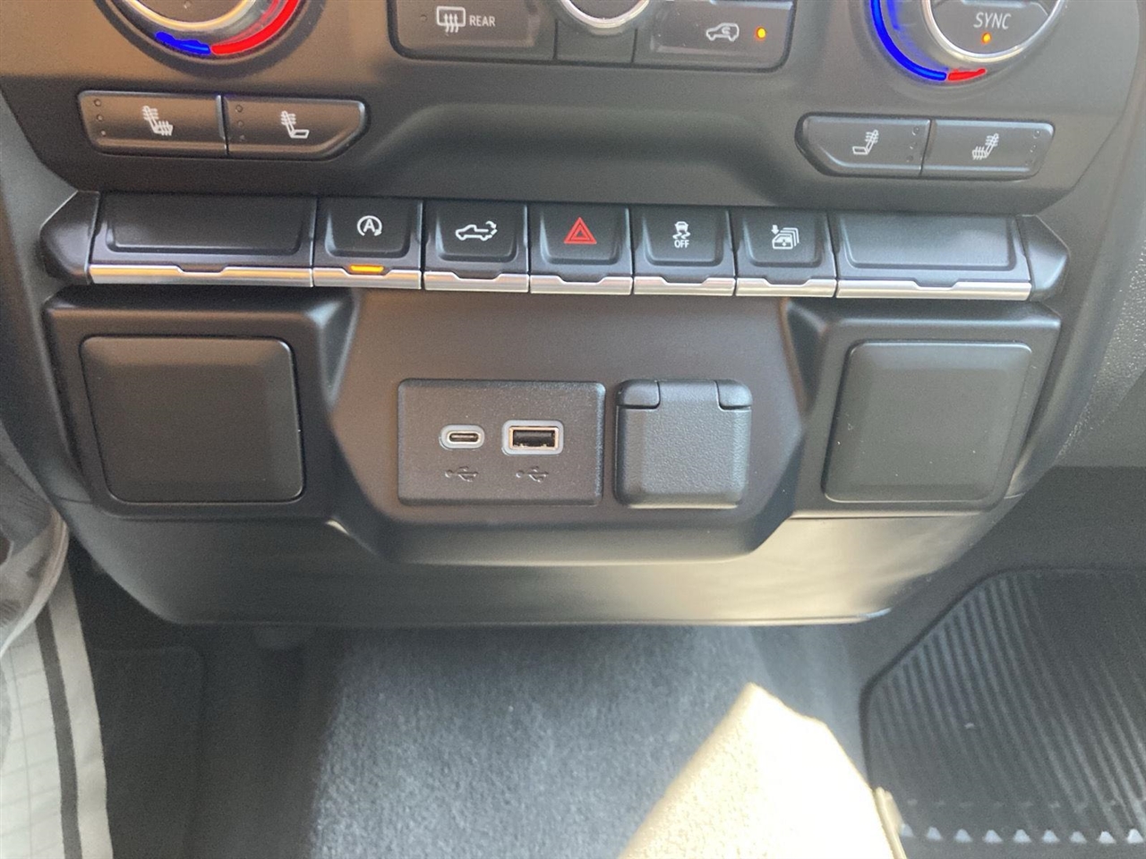 Chevrolet Silverado 1500 2WD Crew Cab 147" LT 2021 Chevrolet Silverado 1500 2WD Crew Cab 147" LT 2021