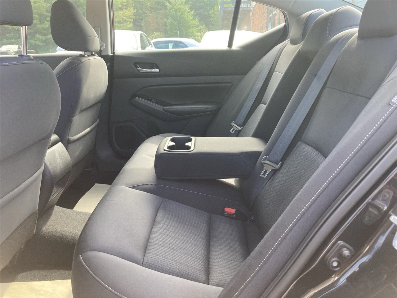 2021 Nissan Altima 2.5 SV photo 11