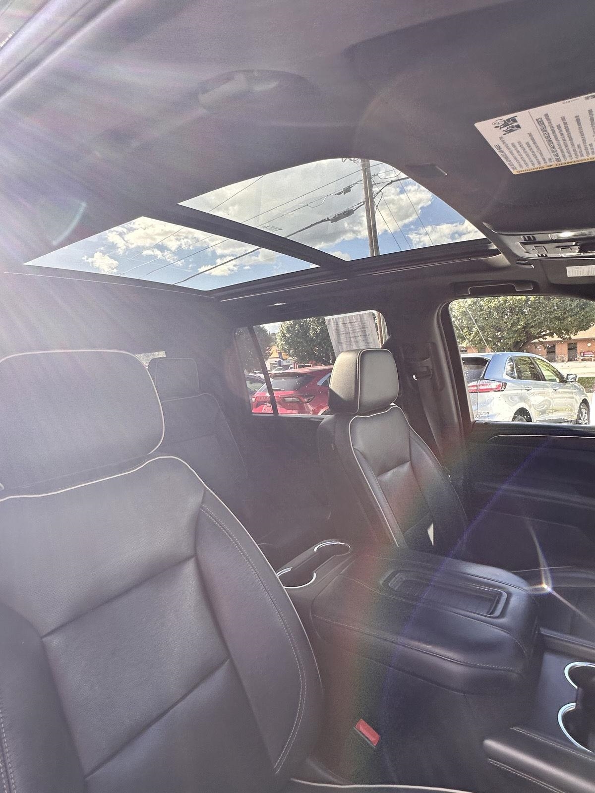 Chevrolet Suburban 2WD 4dr Premier 2021