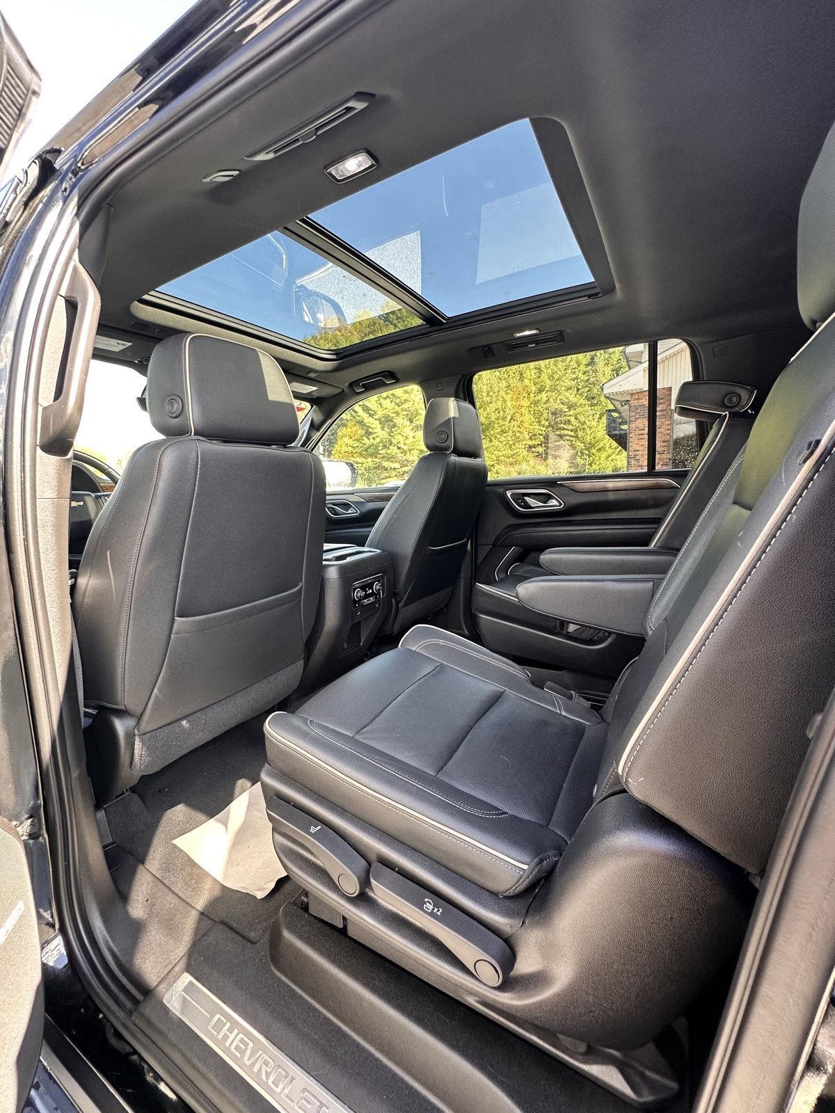 Chevrolet Suburban 2WD 4dr Premier 2021