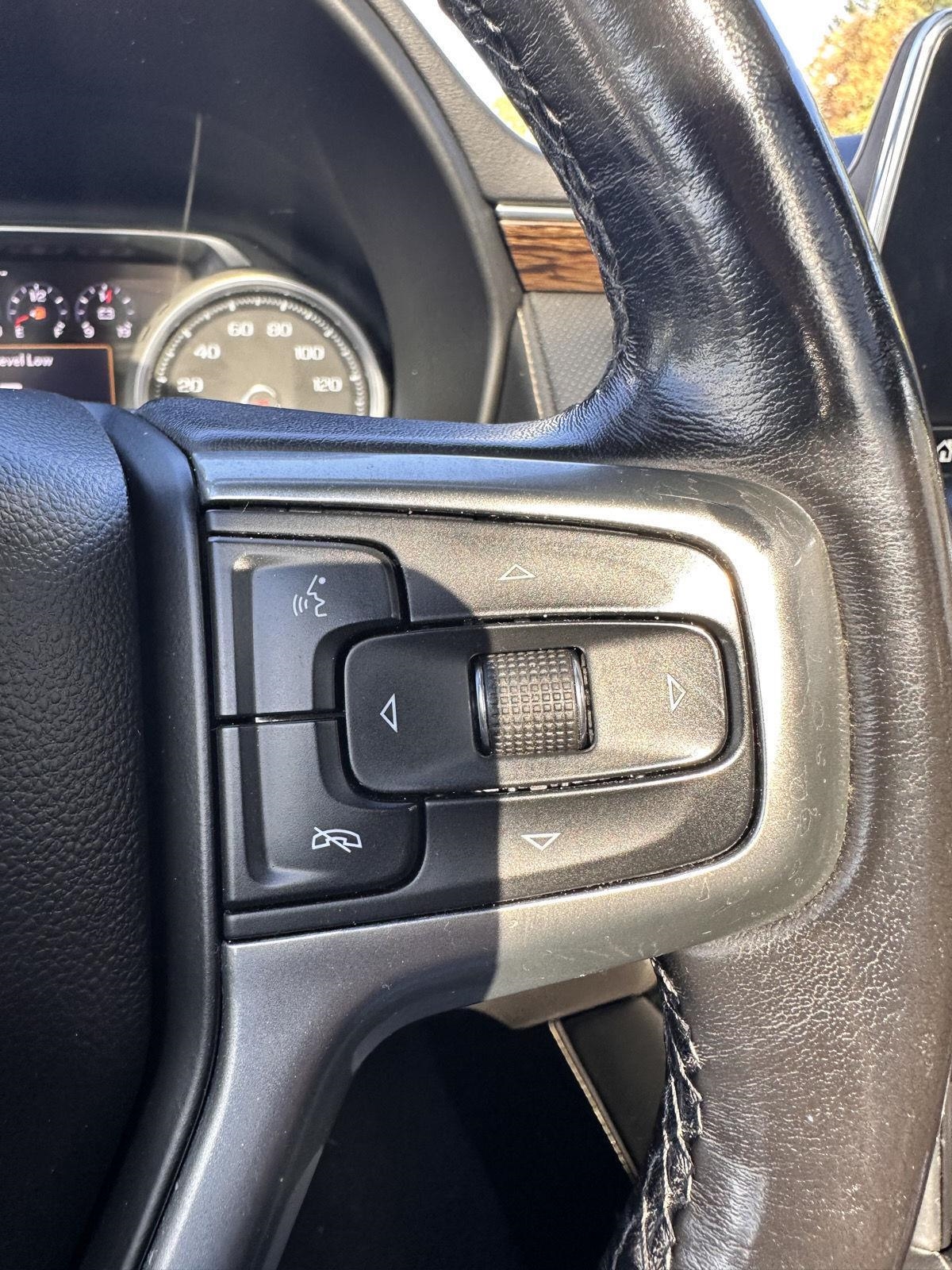 Chevrolet Suburban 2WD 4dr Premier 2021