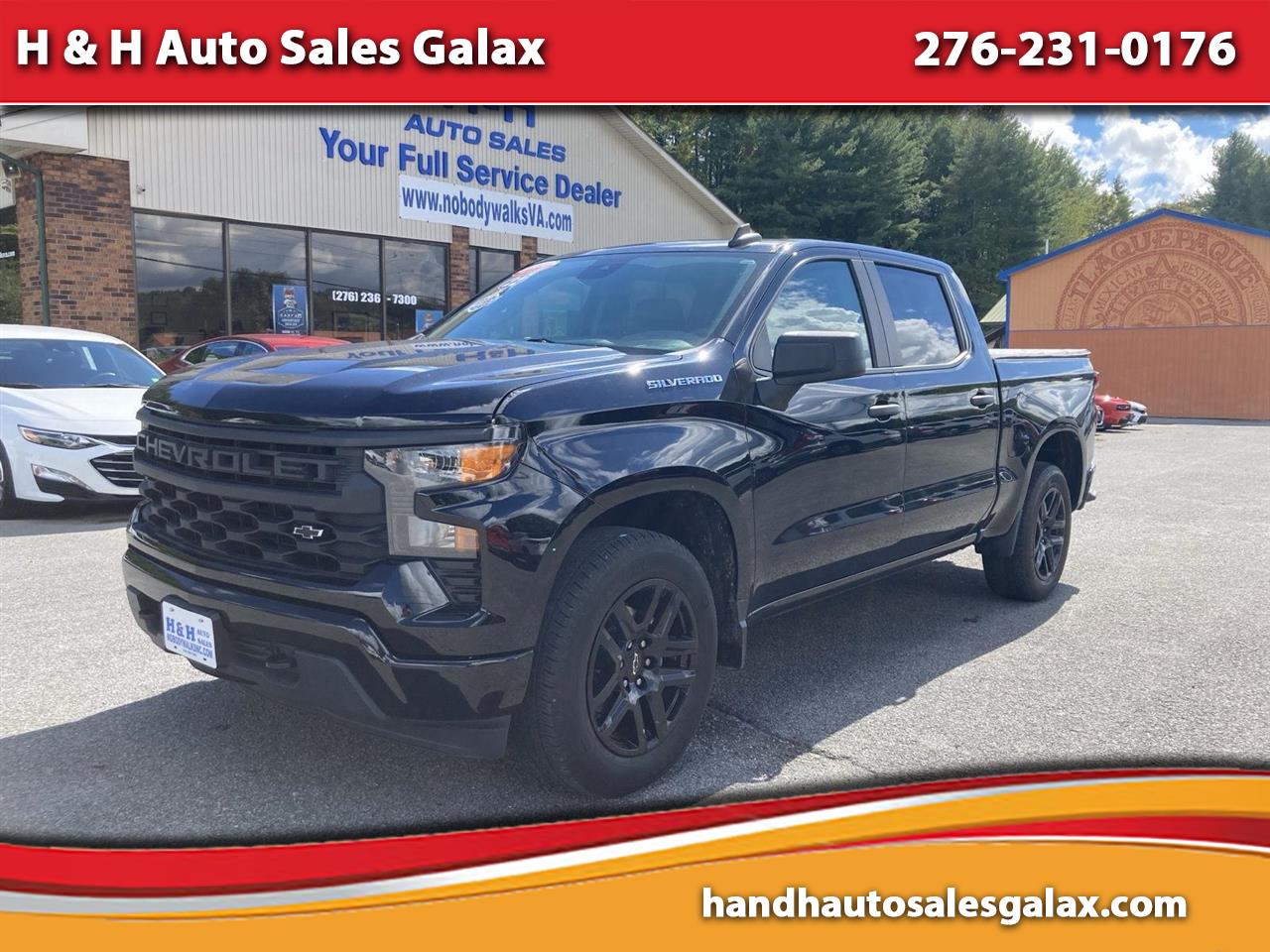 2022 Chevrolet Silverado 1500 2WD Crew Cab 147" Custom