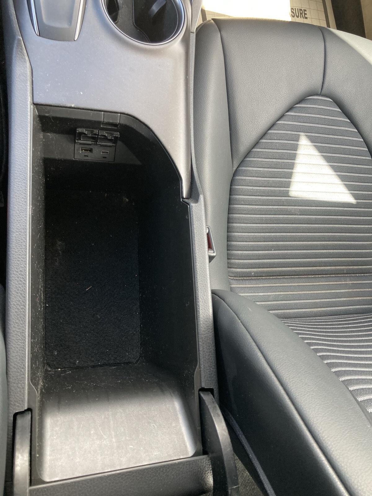 2023 Toyota Camry SE photo 23