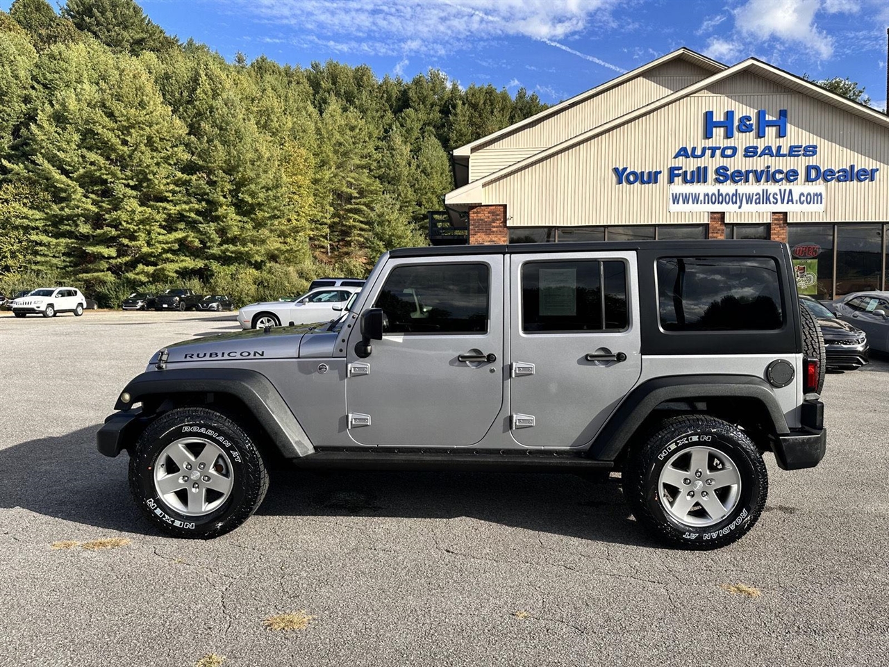 2015 Jeep Wrangler Unlimited Rubicon photo 4