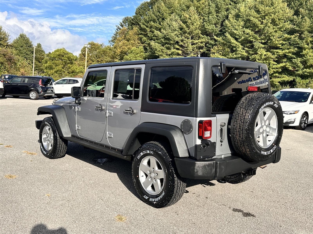 2015 Jeep Wrangler Unlimited Rubicon photo 7