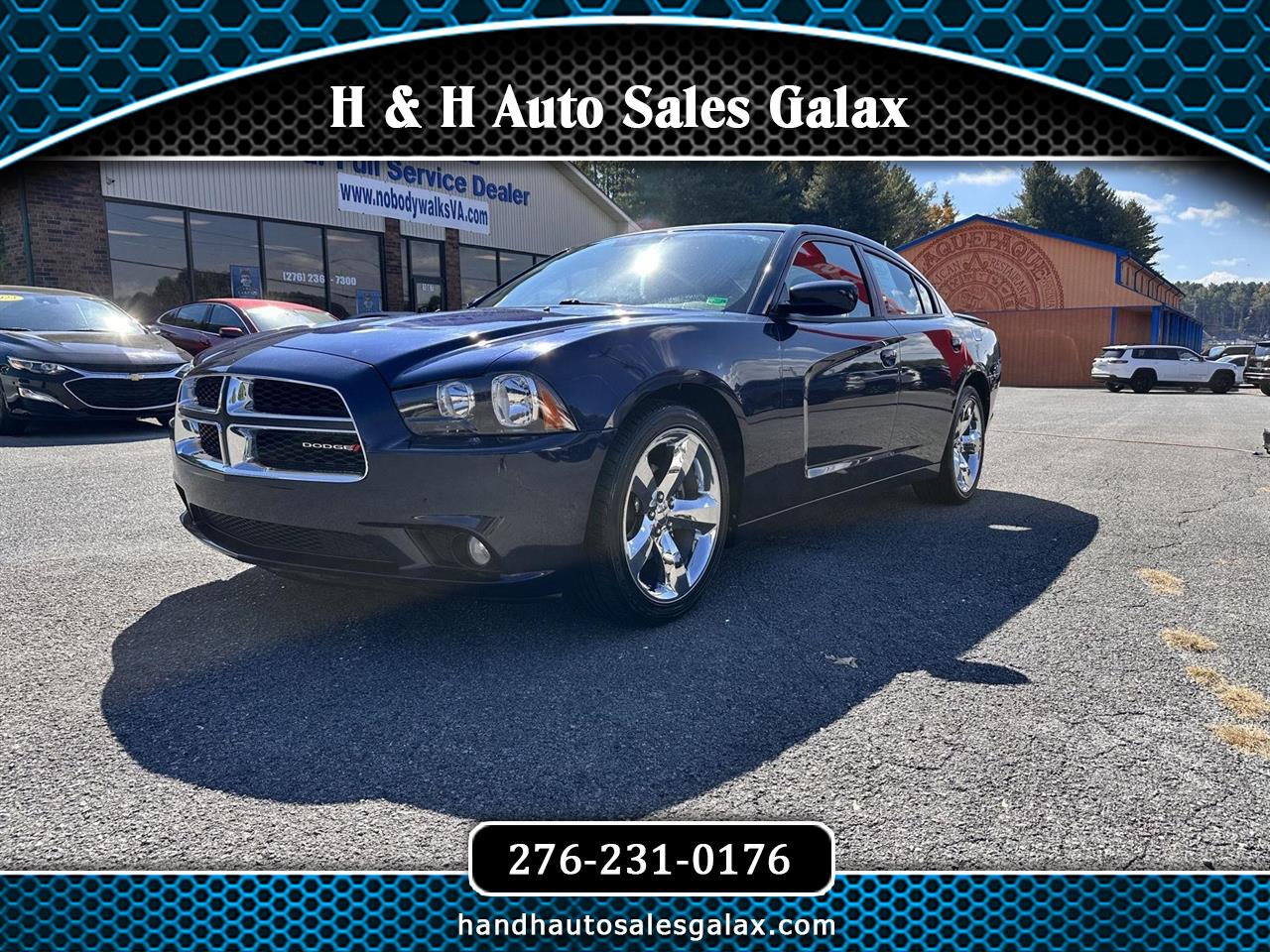 2013 Dodge Charger 4dr Sdn SXT RWD