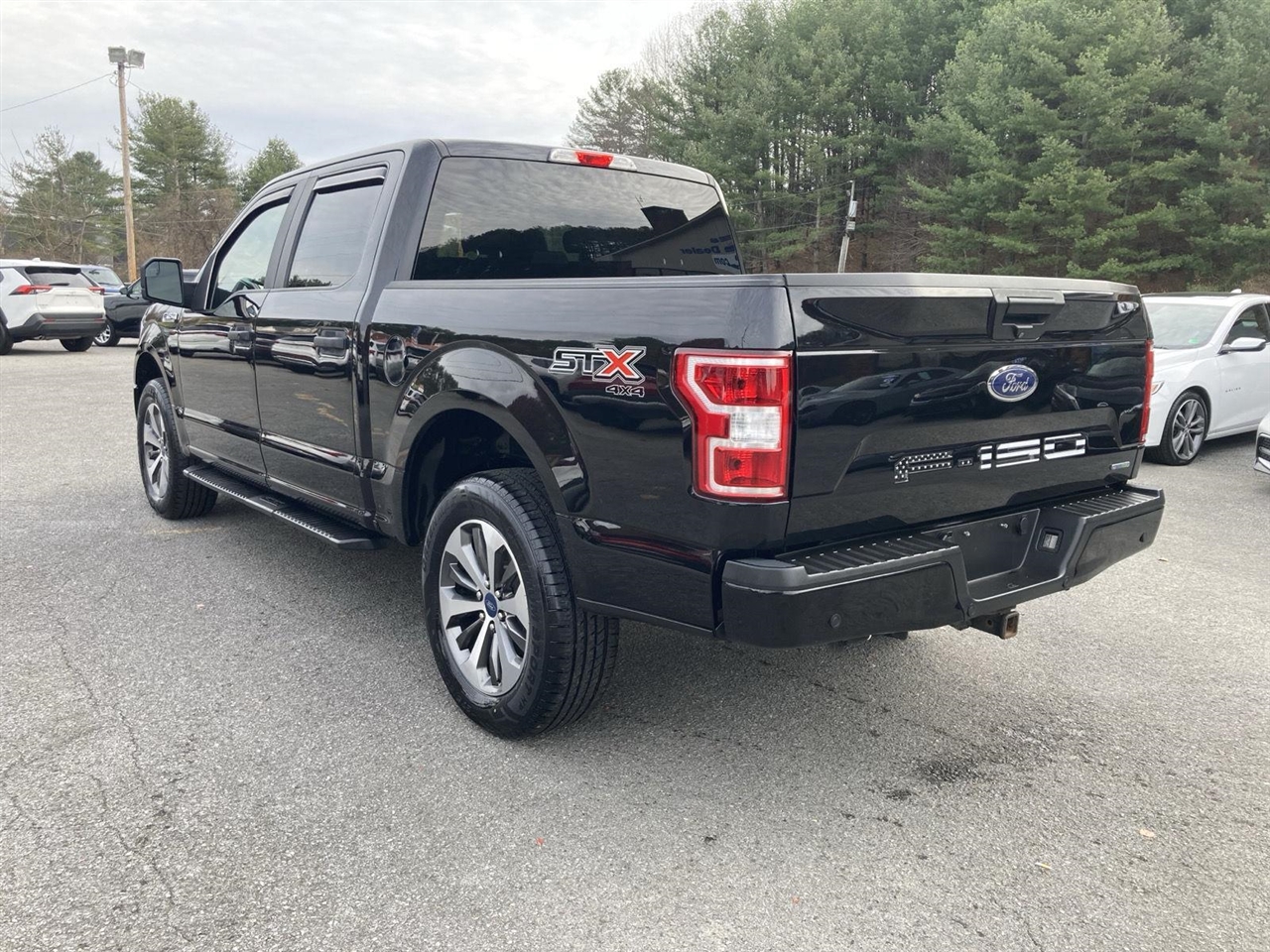 2020 Ford F-150 XL photo 4
