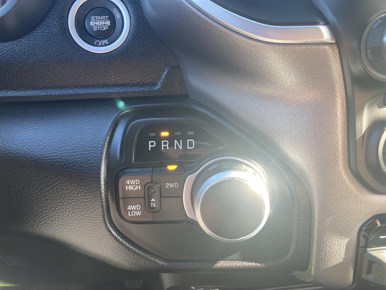 RAM 2500 Big Horn 4x4 Crew Cab 6'4" Box 2024