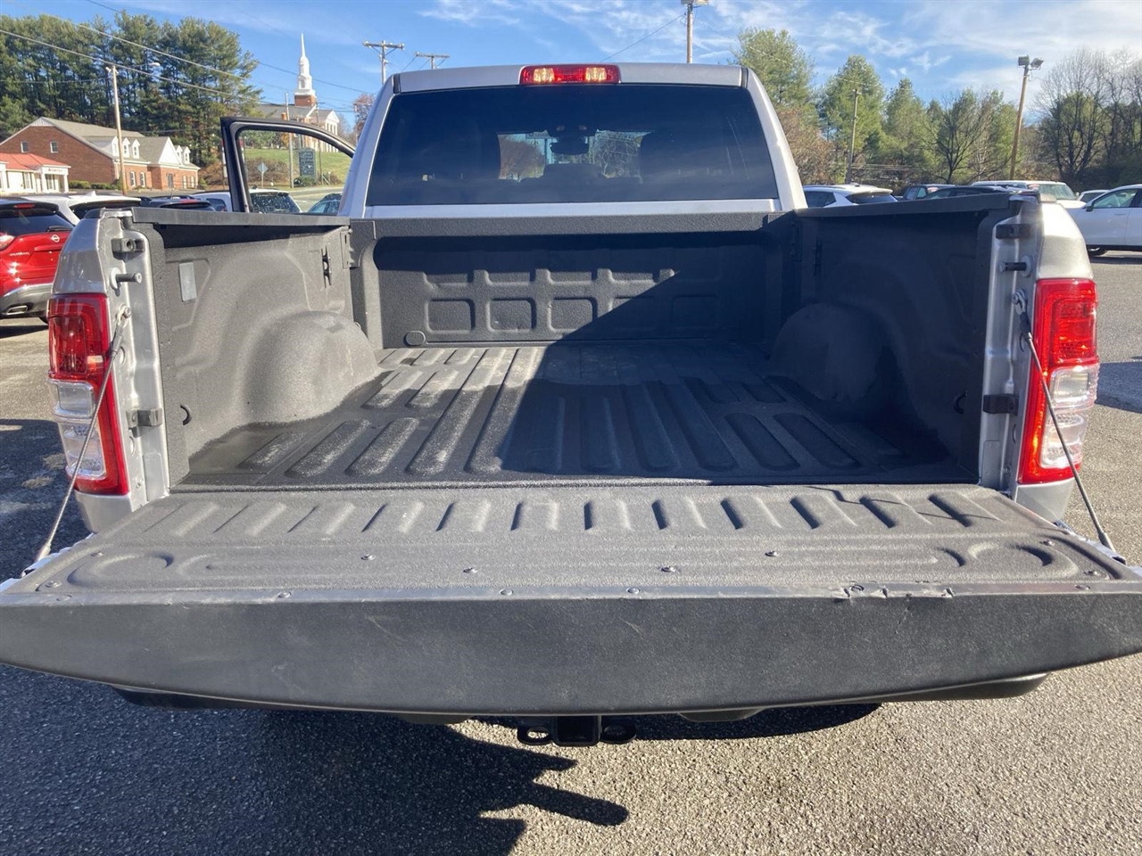 RAM 2500 Big Horn 4x4 Crew Cab 6'4" Box 2024