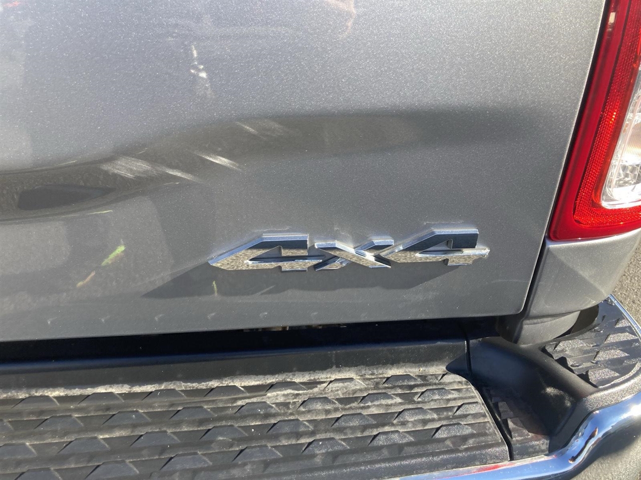 RAM 2500 Big Horn 4x4 Crew Cab 6'4" Box 2024