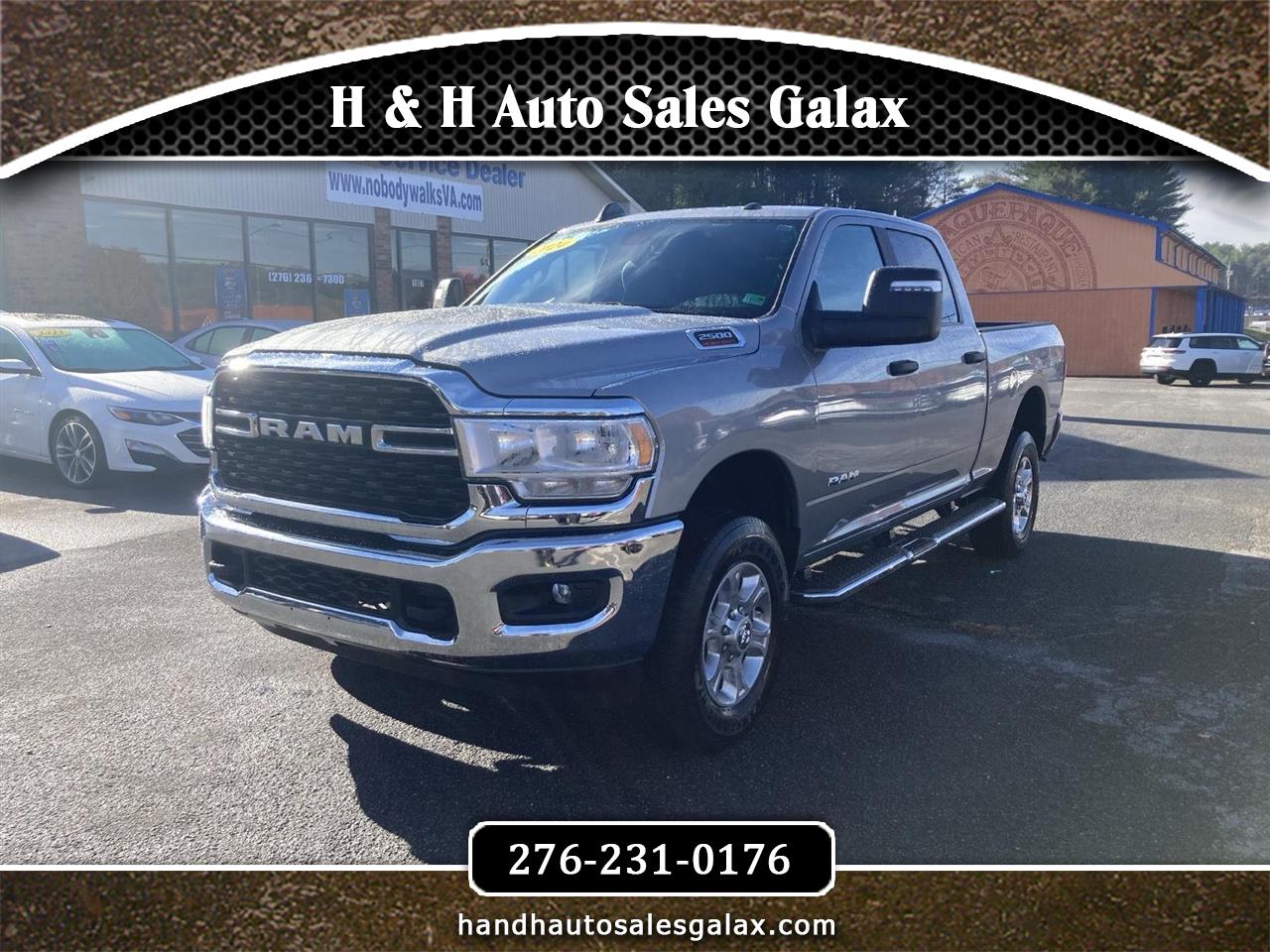 RAM 2500 Big Horn 4x4 Crew Cab 6'4" Box 2024