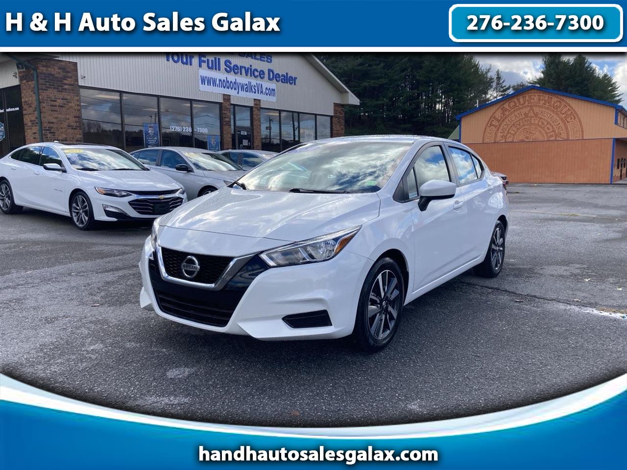 Nissan Versa SV CVT 2022