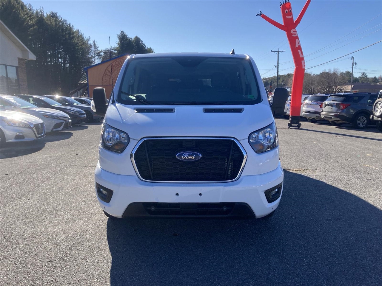 Ford Transit Passenger Wagon T-350 148" Low Roof XLT RWD 2023