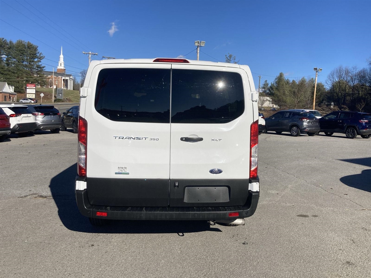 Ford Transit Passenger Wagon T-350 148" Low Roof XLT RWD 2023