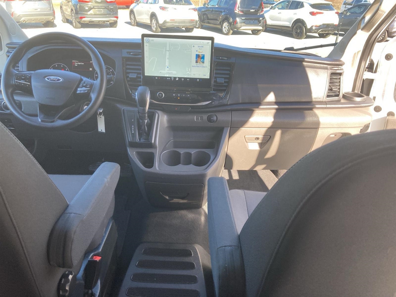 Ford Transit Passenger Wagon T-350 148" Low Roof XLT RWD 2023