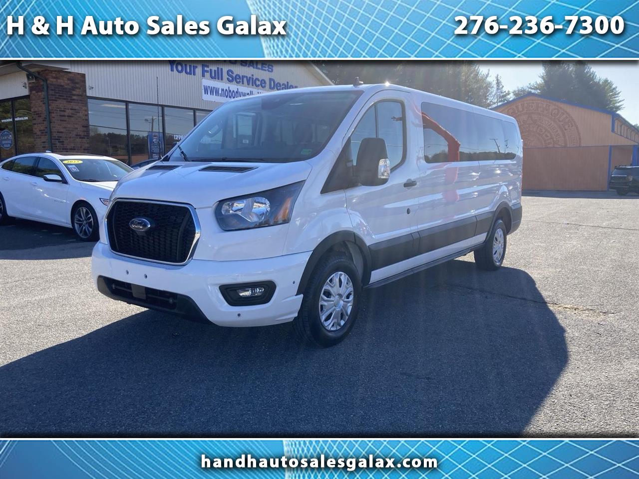 Ford Transit Passenger Wagon T-350 148" Low Roof XLT RWD 2023