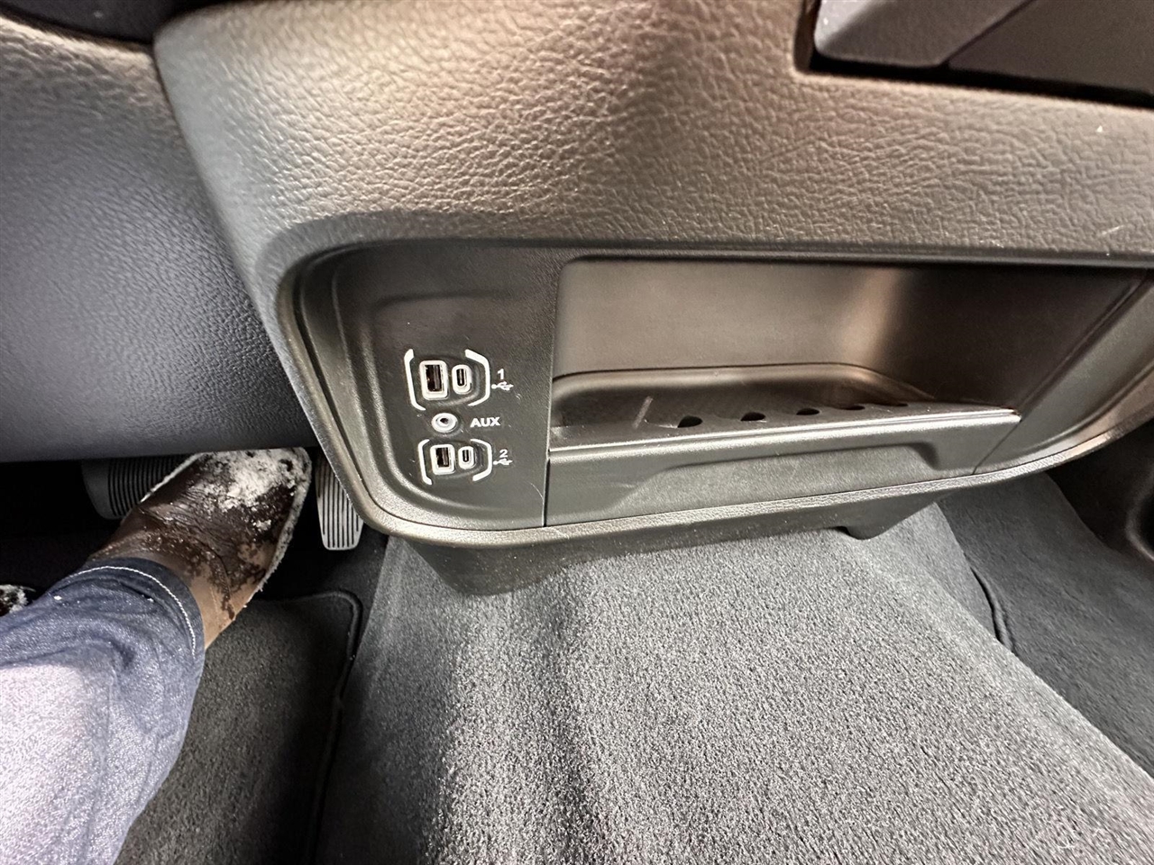 RAM 2500 Big Horn 4x4 Crew Cab 6'4" Box 2024