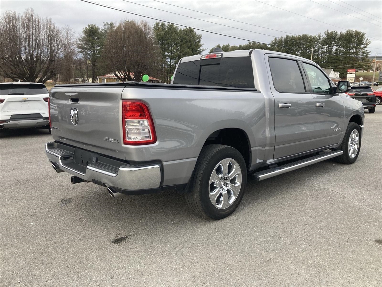 RAM 1500 Big Horn 4x4 Crew Cab 5'7" Box 2021