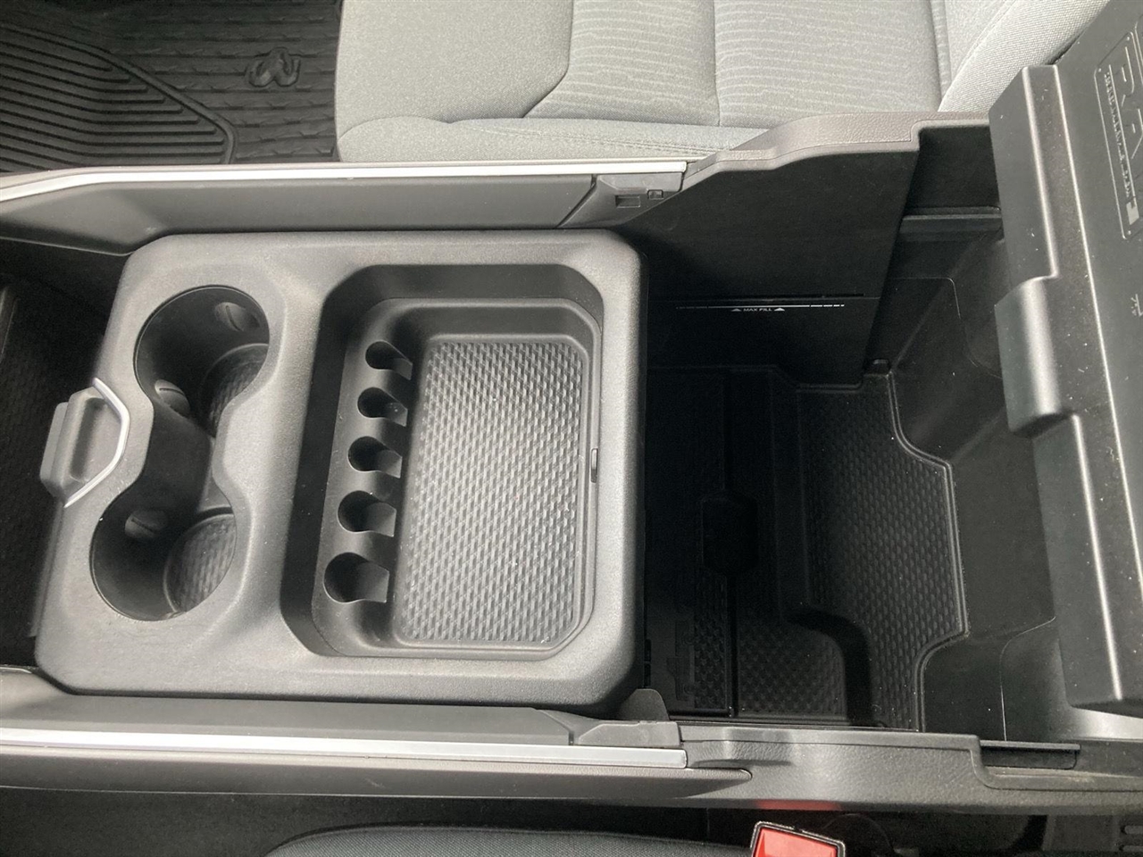 RAM 1500 Big Horn 4x4 Crew Cab 5'7" Box 2021