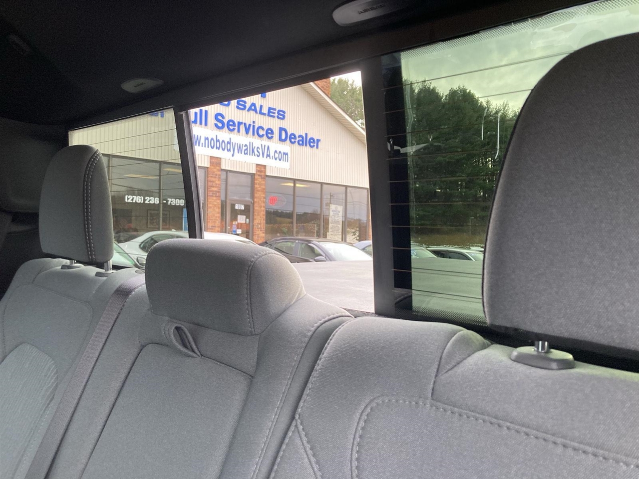 RAM 1500 Big Horn 4x4 Crew Cab 5'7" Box 2021